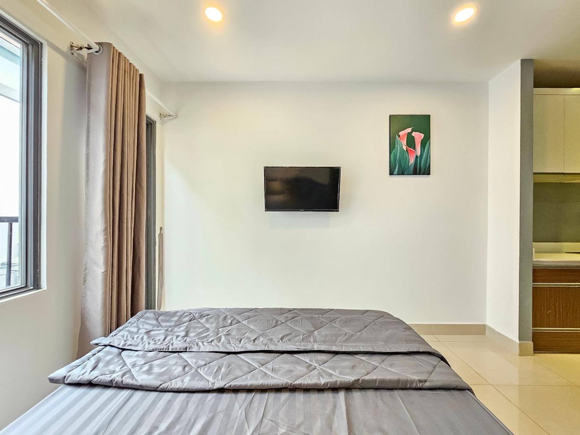 Căn hộ Golden Sun 3 *