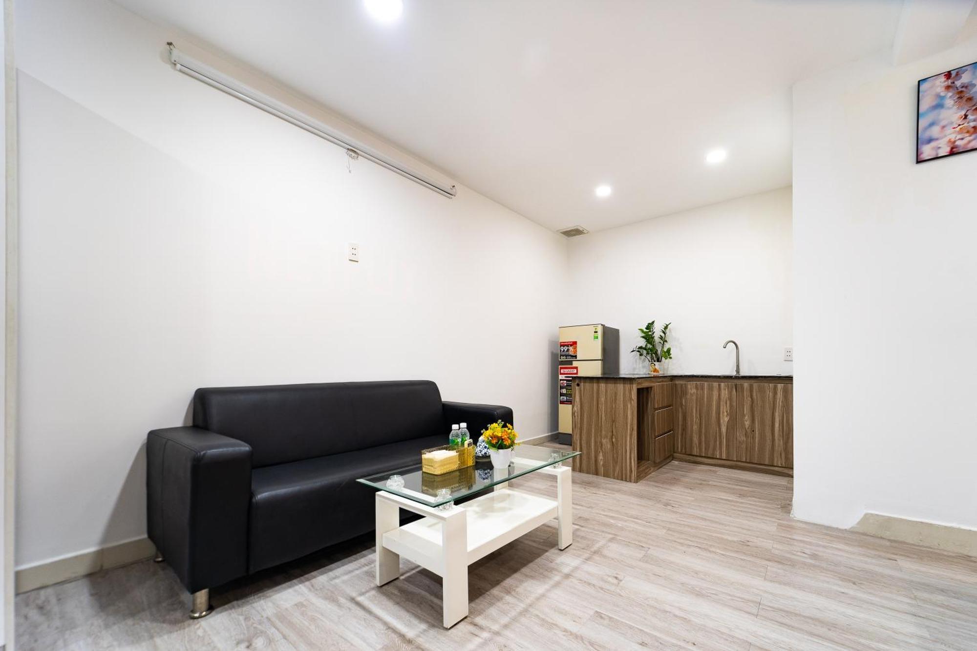 Căn hộ Golden Sun 3 *